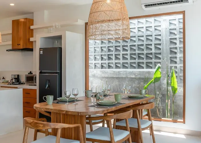 Phan - Tranquil Stylish 2-bedroom In Pererenan Villa