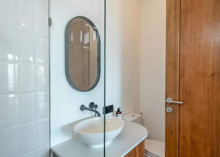 Villa Phan - Tranquil Stylish 2-bedroom In Pererenan